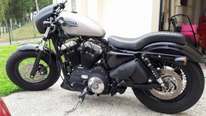 Sacoches Myleatherbikes Harley Sportster Forty Eight (34)